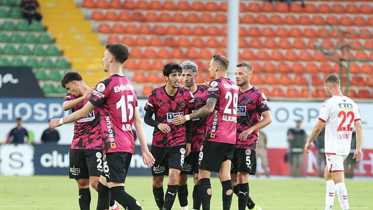 Corendon Alanyaspor 2-0 Net Global Sivasspor (MAÇ SONUCU ÖZET) Corendon Alanyaspor 2-0 Net Global Sivasspor (MAÇ SONUCU ÖZET)