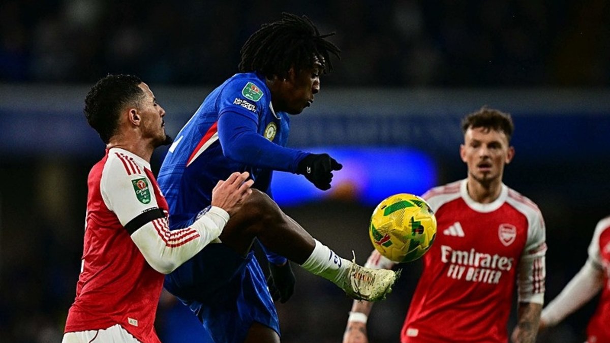 Arsenal deplasmanda Chelsea'yi yıktı!