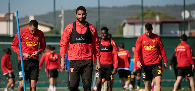 Göztepe’de kan kaybı sürüyor