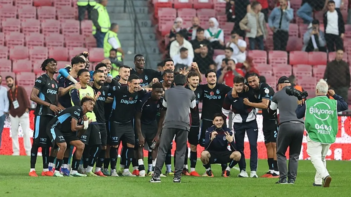 Trabzonspor, Samsun'da rekorlarla kazandı