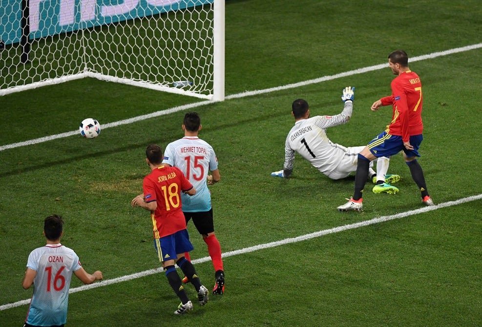 UEFA’dan Türkiye’ye kötü haber!