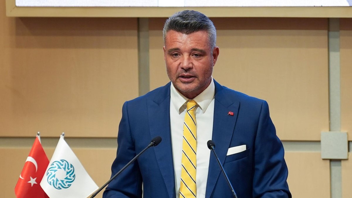 FENERBAHÇE HABERİ: Sadettin Saran başkanlığa aday olacak mı? Taraftara flaş yanıt FENERBAHÇE HABERİ: Sadettin Saran başkanlığa aday olacak mı? Taraftara flaş yanıt