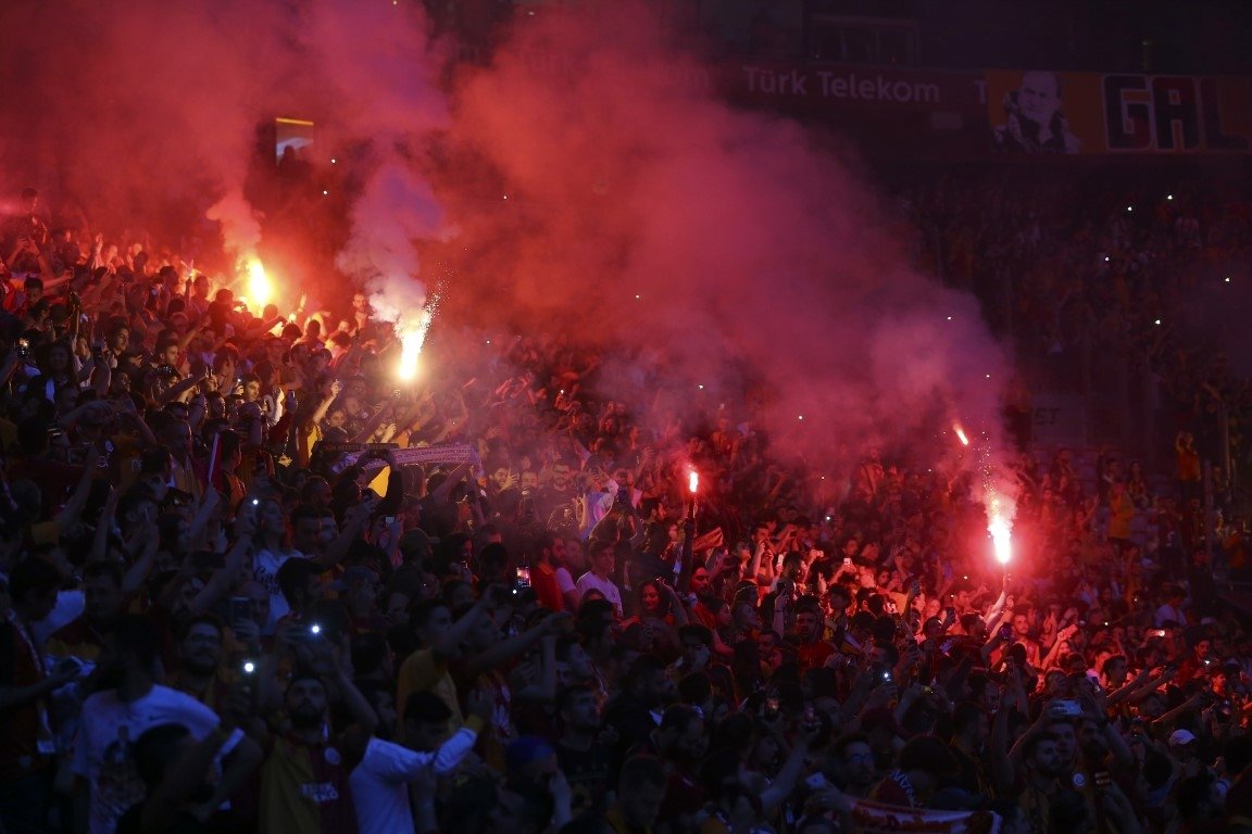Galatasaray’ın şampiyonluk kutlamasında 5. yıldız detayı