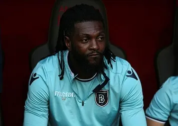Trabzonspor Adebayor'u bitiriyor