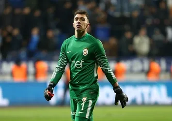 Muslera maziyi aratıyor