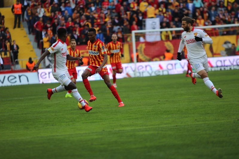 Kayserispor - Göztepe maçından kareler