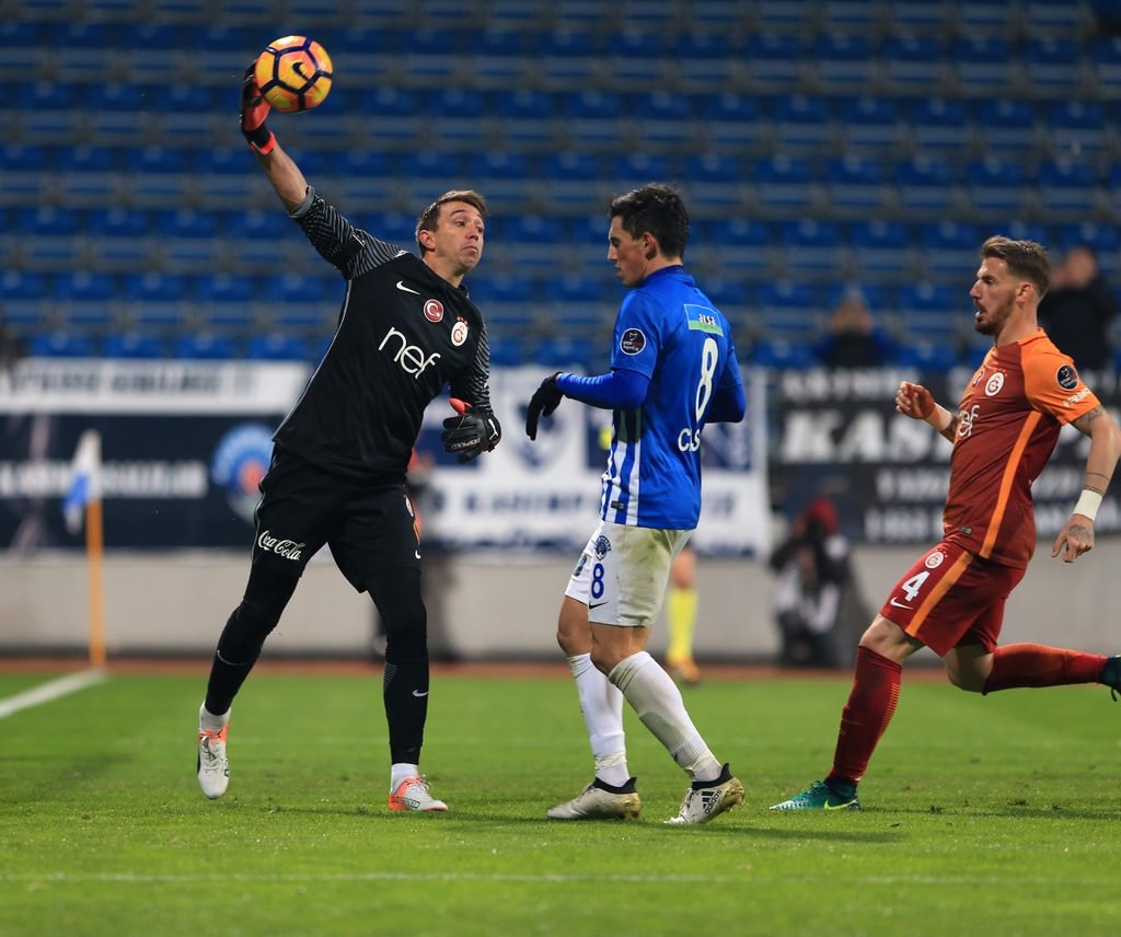 Serdar Aziz içerde misin?