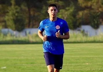 Antalyaspor'da Barrada ile yollar ayrıldı