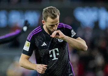 Bayern tek attı 3 aldı!