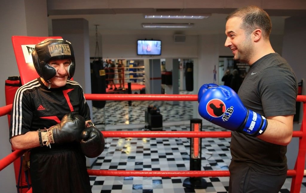 40 yıl sonra oğluyla ringe çıktı