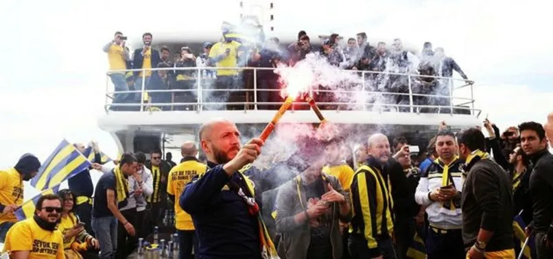 Fenerbahçeliler 4'lü finale teknelerle akın etti