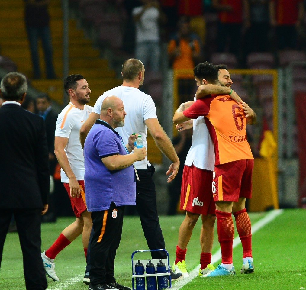 Tolga Ciğerci gol attı, sosyal medya yıkıldı!