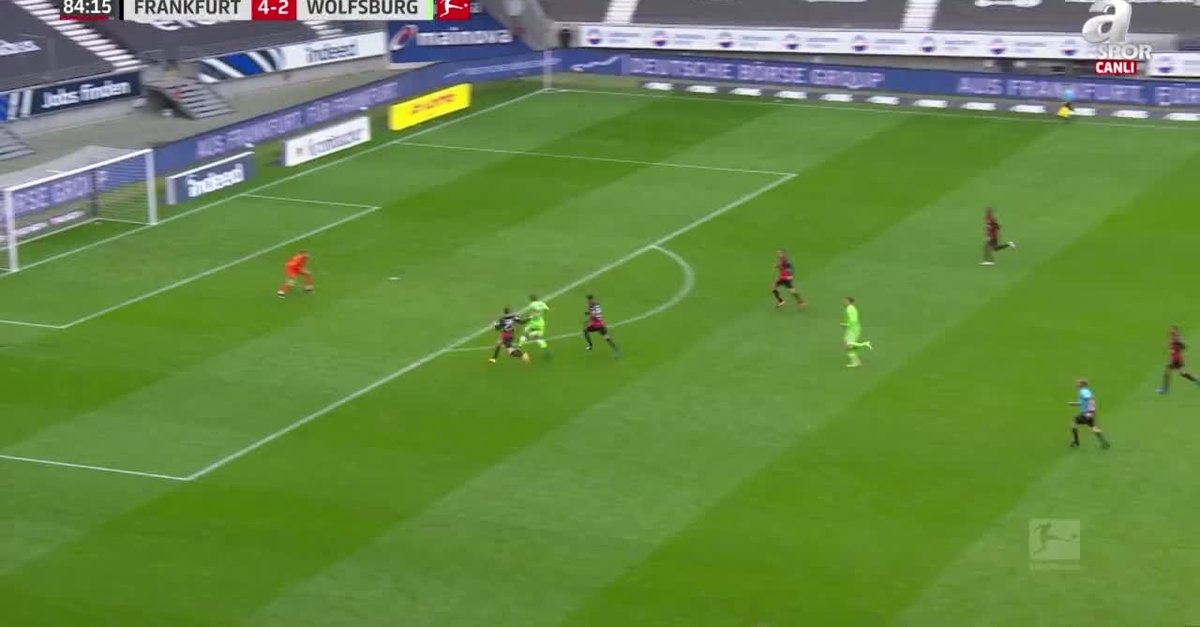 GOL | Eintracht Frankfurt 4-3 Wolfsburg