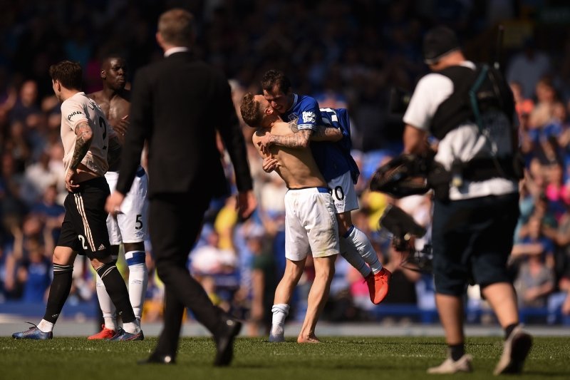 Everton Manchester United’ı dağıttı