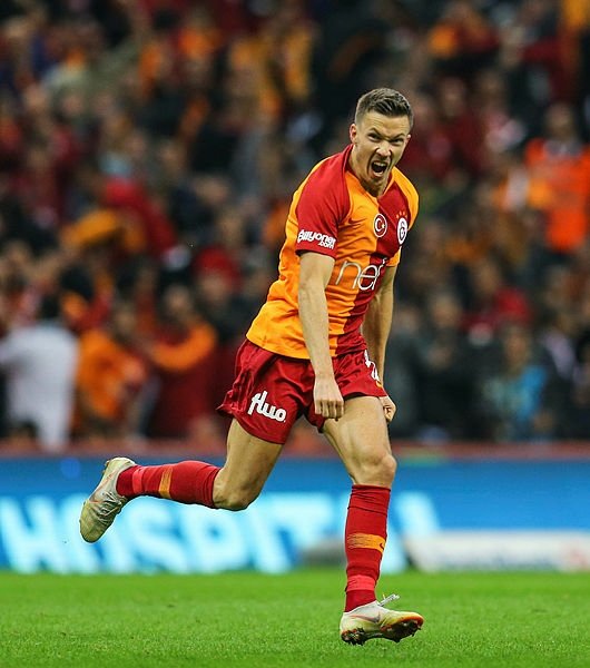 Galatasaray’a yüz nakli!