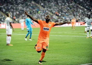 Vagner Love'ı resmen açıkladılar!