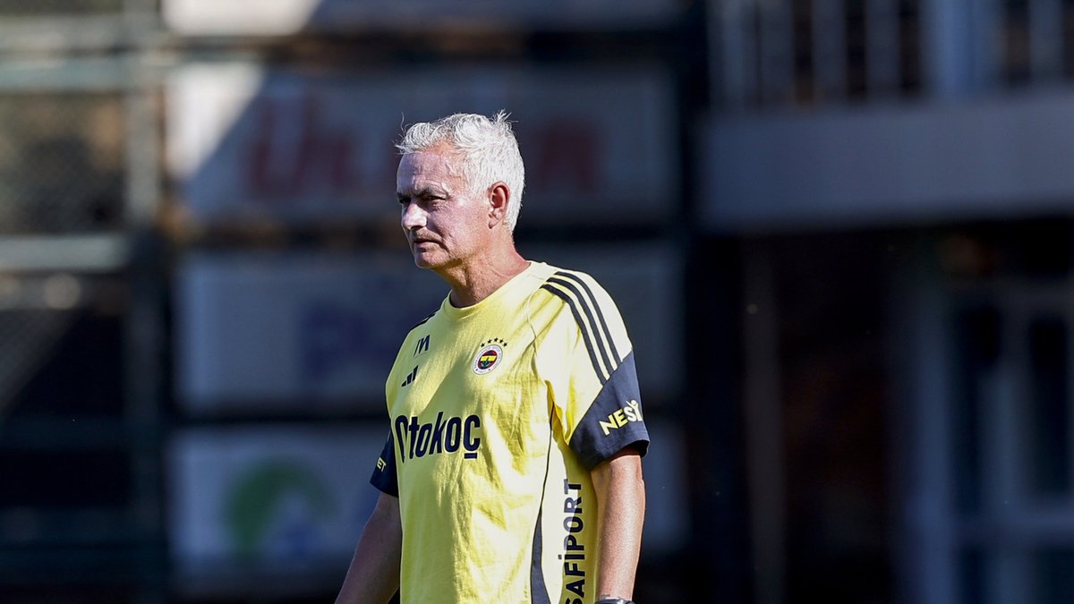 FENERBAHÇE HABERİ: Ahmet Çakar'dan flaş Jose Mourinho sözleri! FENERBAHÇE HABERİ: Ahmet Çakar'dan flaş Jose Mourinho sözleri!