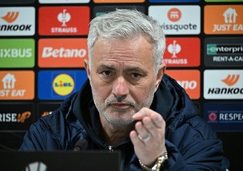 Mourinho eski öğrencisinin peşinde! Yeni kaleci...