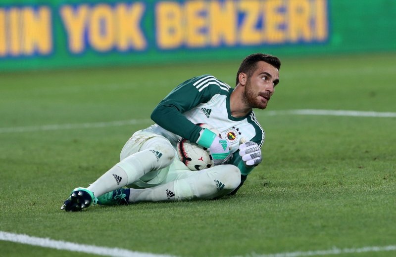 Harun Tekin’den Berke Özer itirafı!