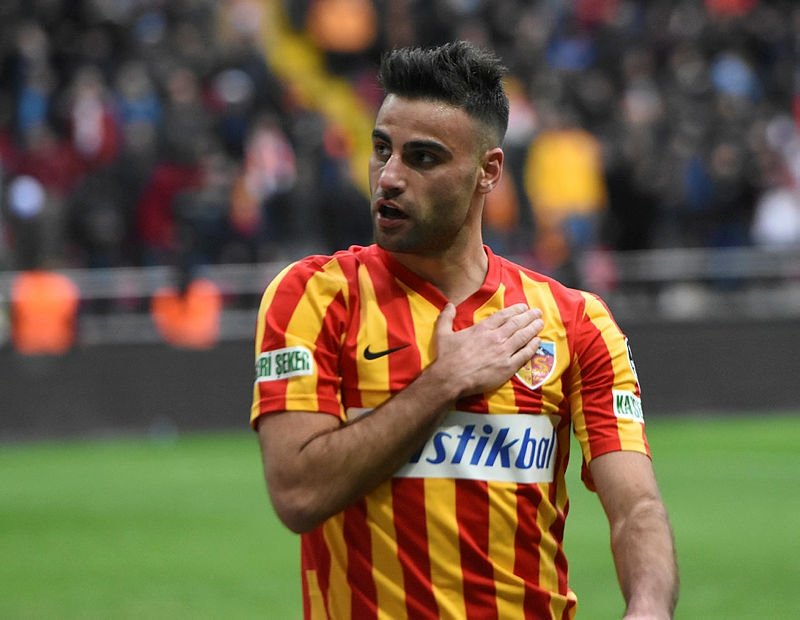 Elif Elmas Napoli yolunda! İşte bonservis bedeli...