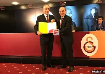 Mustafa Cengiz başkanlık mazbatasını aldı