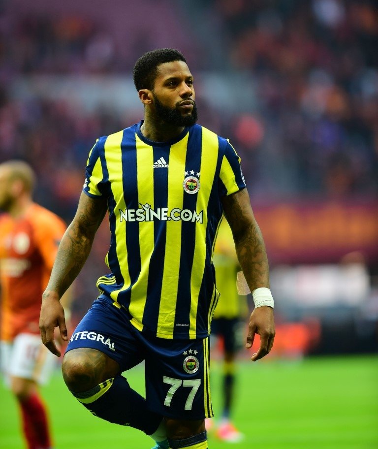 Galatasaray’dan Fenerbahçe’ye Lens çalımı