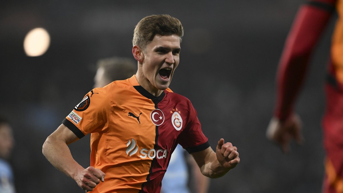 TRANSFER HABERİ: Elias Jelert'e talip çıktı! Bundesliga ekipleri peşinde TRANSFER HABERİ: Elias Jelert'e talip çıktı! Bundesliga ekipleri peşinde
