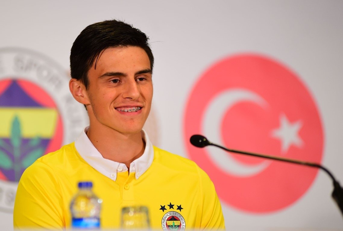 Eljif Elmas kiralanıyor!