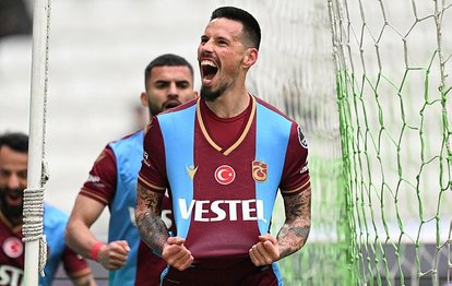 Trabzonspor’da Marek Hamsik’in veliahtı belli oldu! Roberto Pereyra...