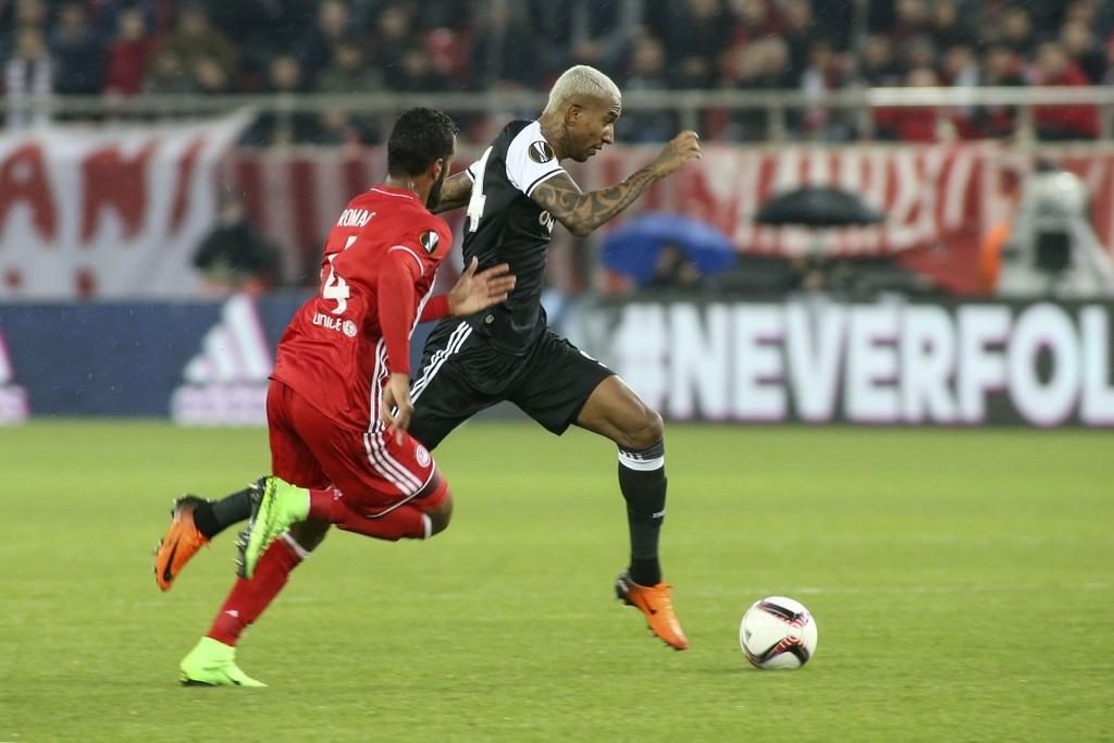 Olympiakos - Beşiktaş maçından kareler