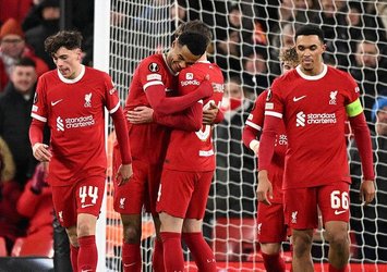 Liverpool sahasında dört dörtlük!