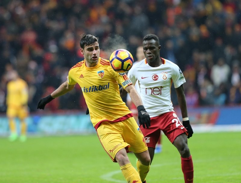 Galatasaray Deniz Türüç ile anlaştı