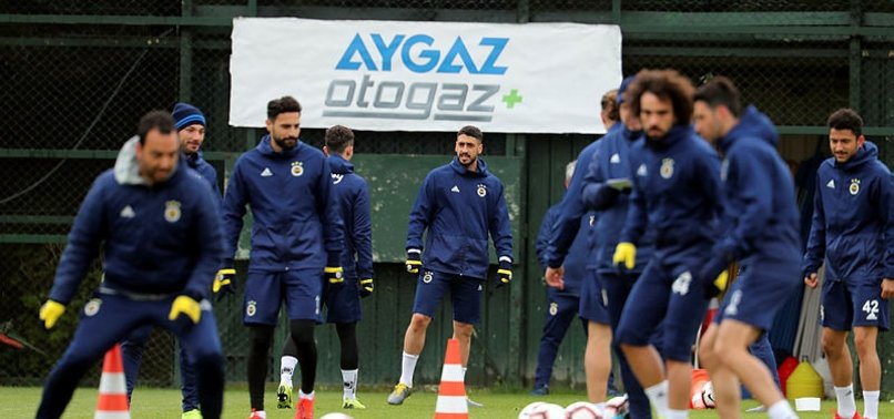 Fenerbahçe'de Tolga Ciğerci takımla çalıştı