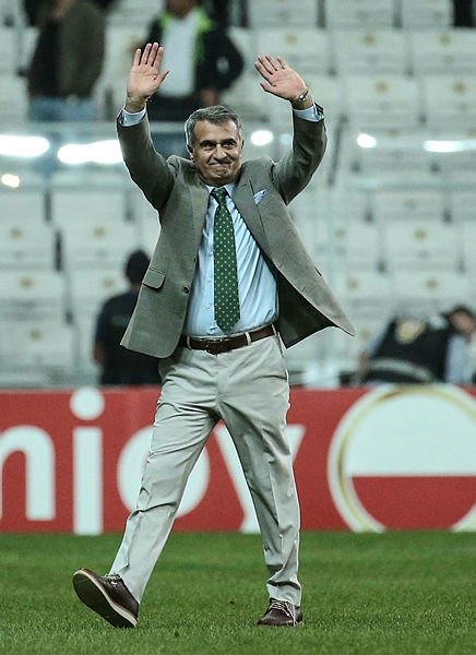 Şenol Güneş  Ersun Yanal’a karşı üstün