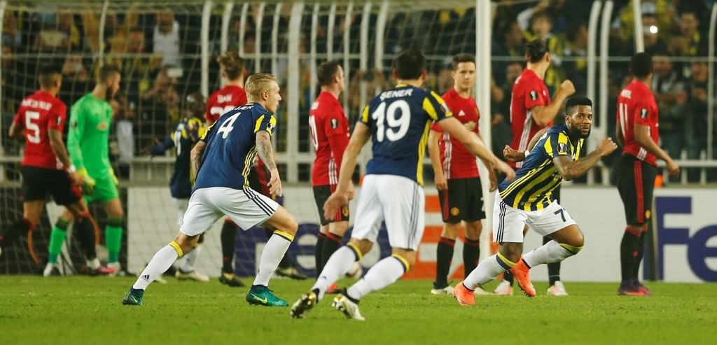 Fenerbahçe - Manchester United maçından kareler