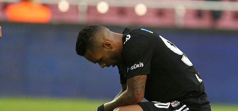 Beşiktaş'ta Alex Teixeira en az 1 ay yok!