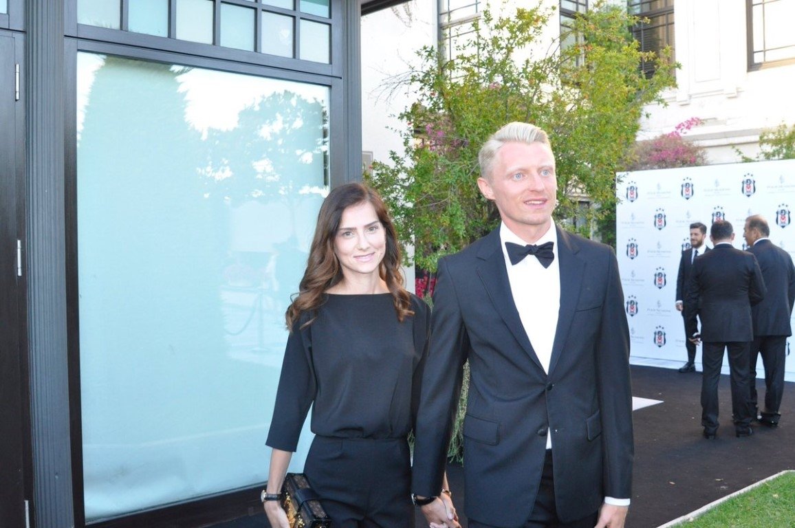 Beşiktaşlı futbolcular kendinden geçti