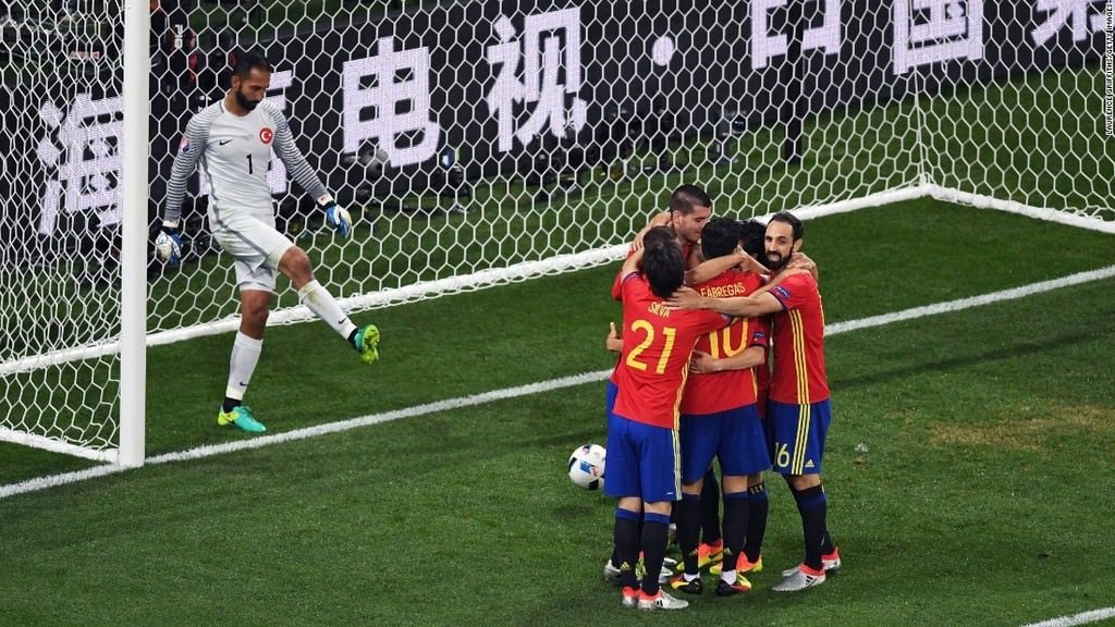 Türkiye EURO 2016’da gruptan nasıl çıkar?