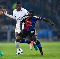 Fenerbahçe Seydou Doumbianın aklını çeldi