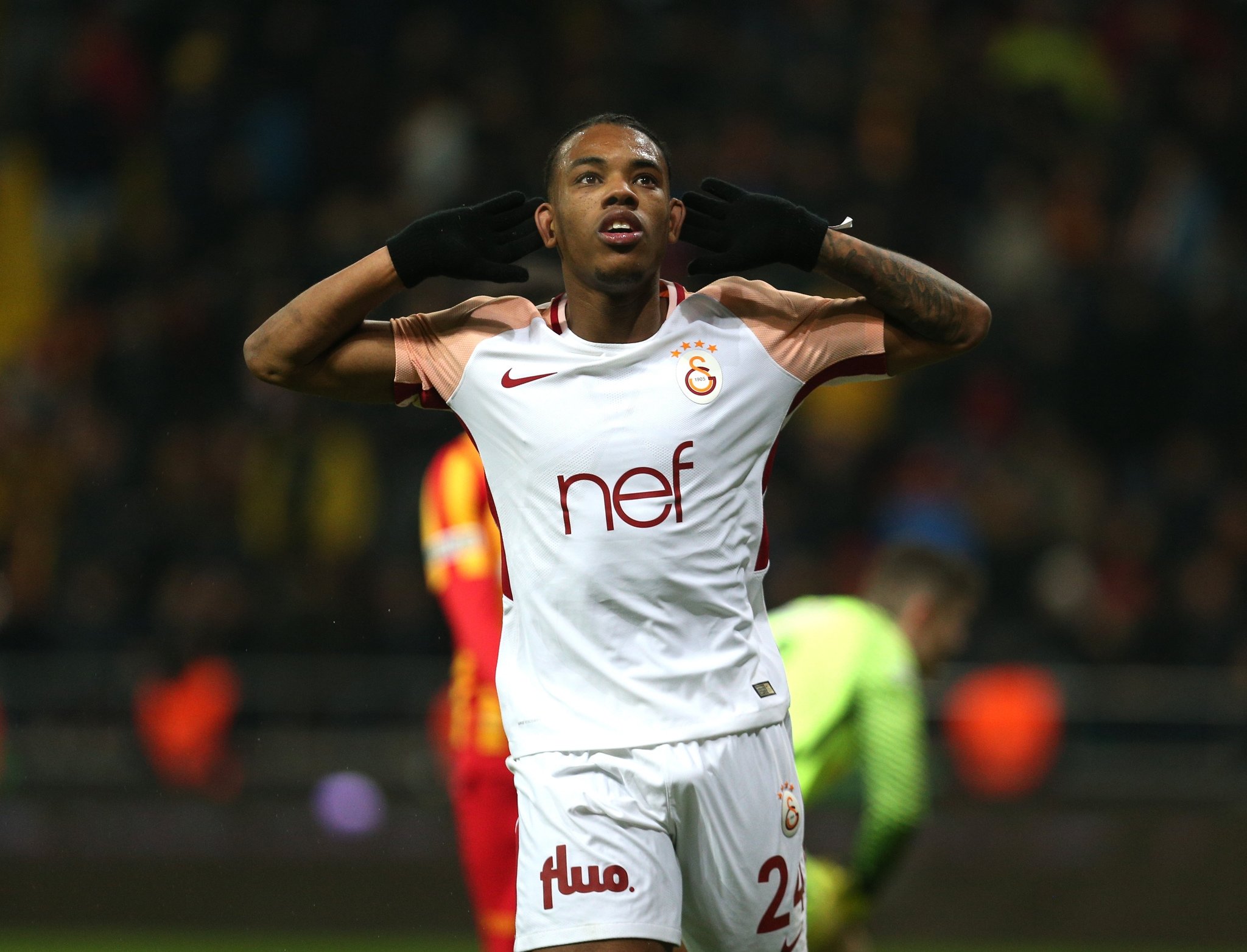 Rodrigues’e hücum!
