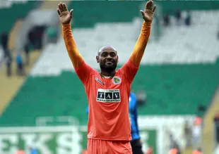 Cimbom'un yeni kralı Vagner Love!