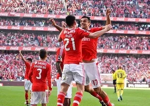 Portekiz Premier Lig'de şampiyon Benfica
