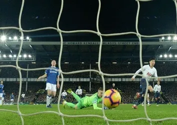 Tottenham 3 puanı 6 golle aldı