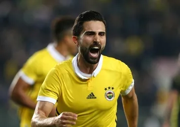 Hasan Ali’nin ayağı delindi