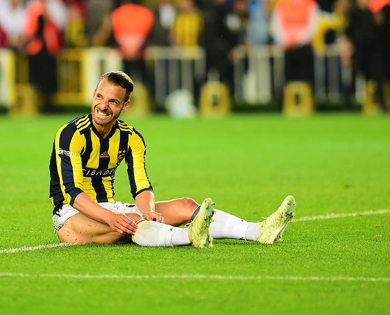 Fenerbahçe’de 11 isim yolcu