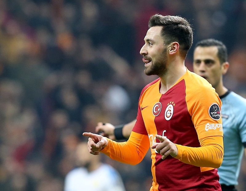 Almanlar Sinan Gümüş’e talip oldu!