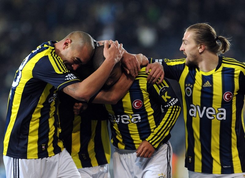 Alex seneye Fenerbahçe’de! Flaş açıklama geldi