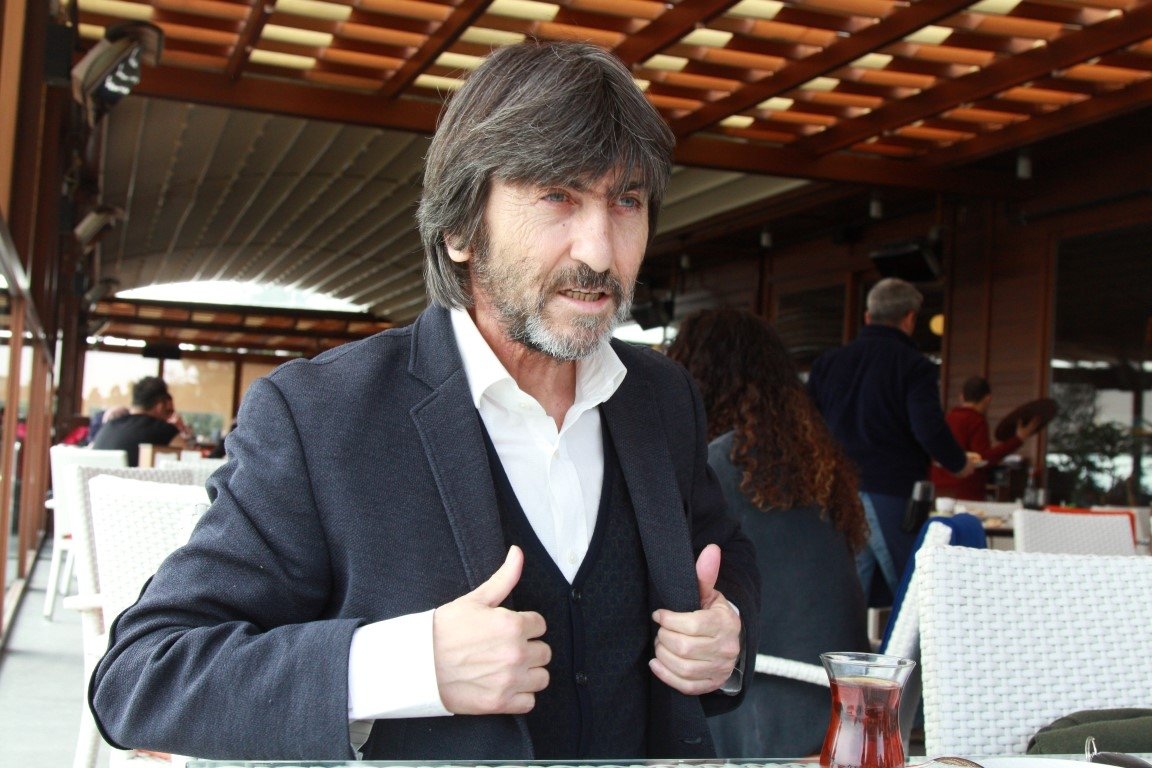 Rıdvan Dilmen: Ersun Yanal küme düşürmemek için gelmiş