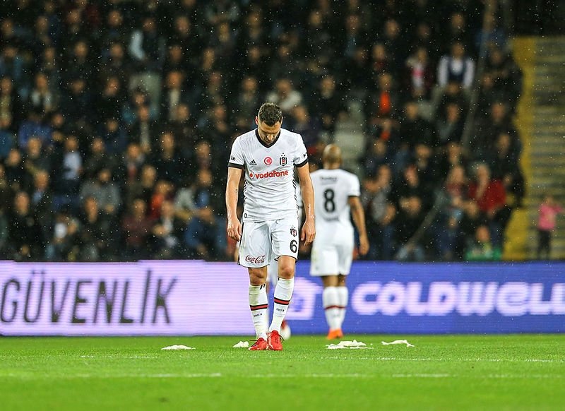 Kartal’da 10 yolcu... Sezon sonu yollar ayrılıyor