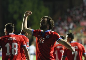 F.Bahçe Şilili golcüyü istiyor! Premier Lig ekipleri de devrede